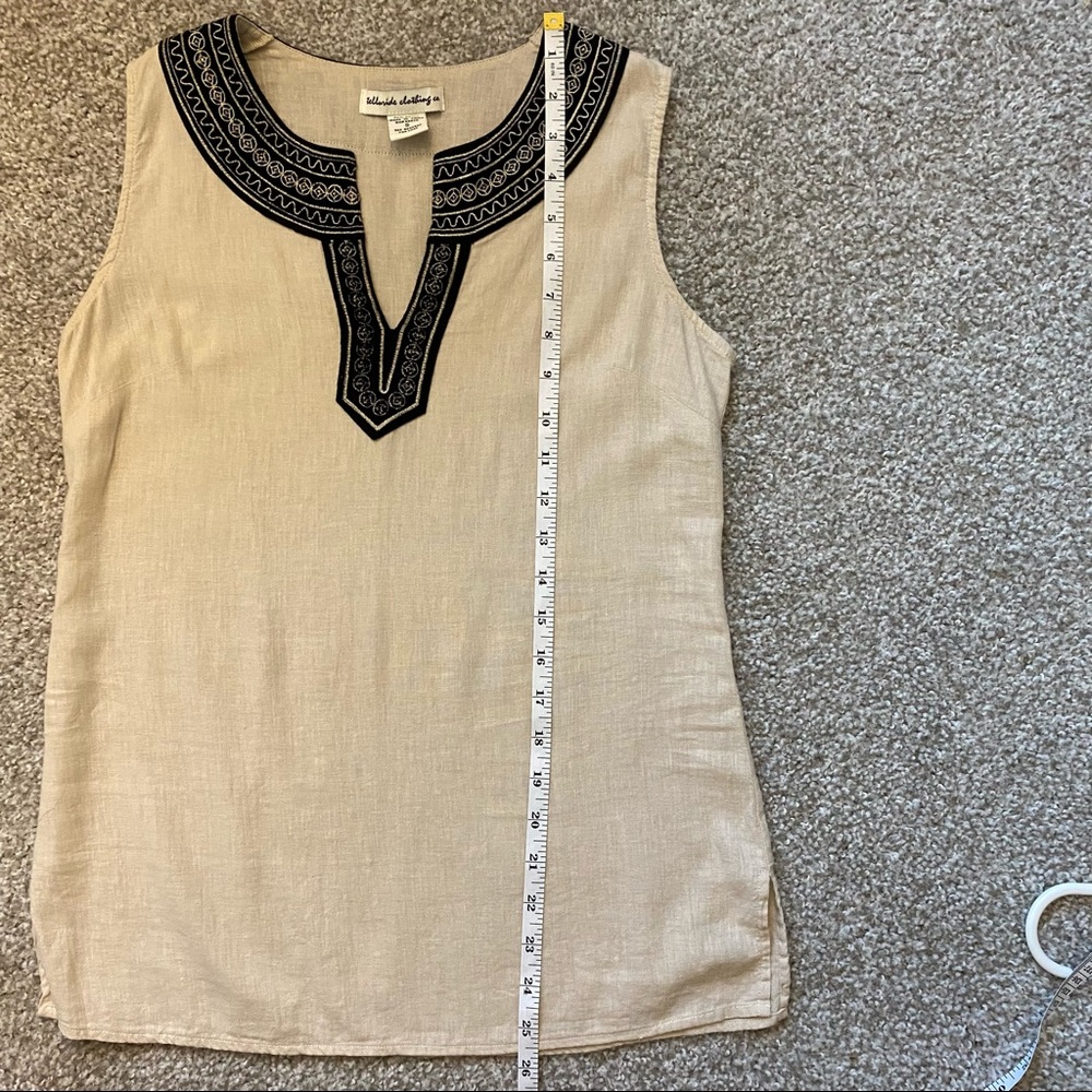 TELLURIDE CLOTHING CO. Embroidered Split Neck Sleeveless Linen Top - Picture 5 of 9